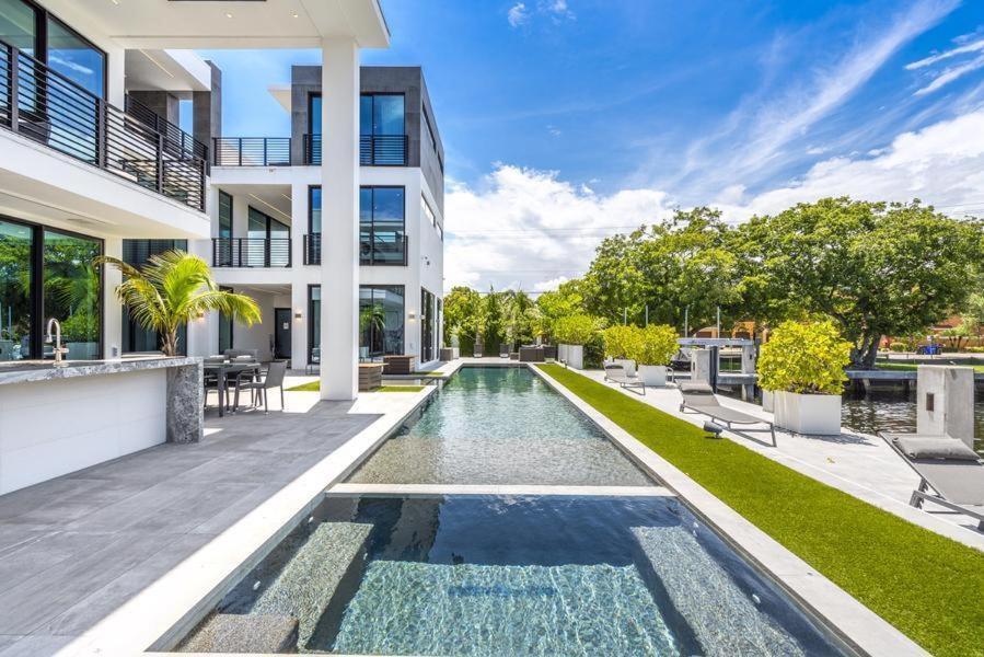 Boardwalk Mansion Villa Fort Lauderdale Exterior photo