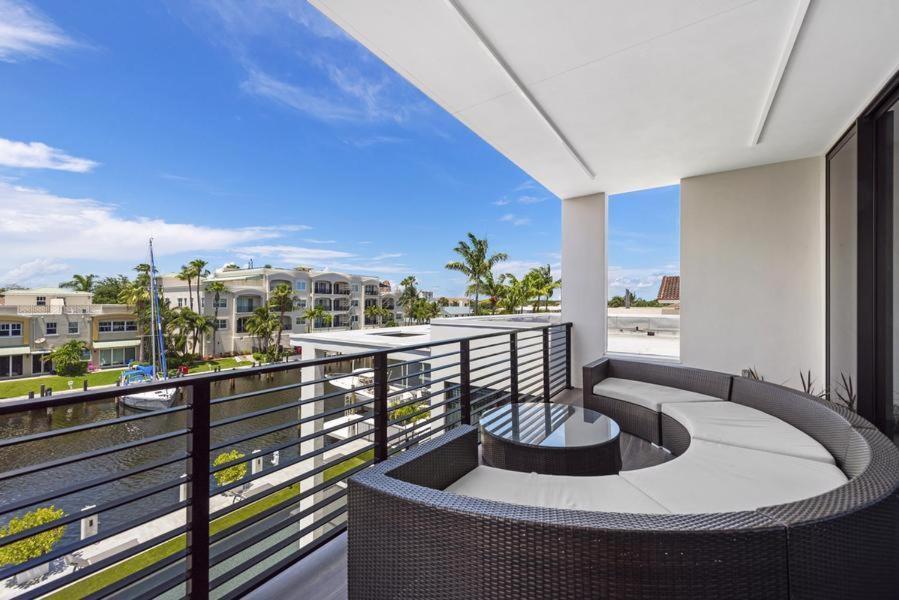 Boardwalk Mansion Villa Fort Lauderdale Exterior photo
